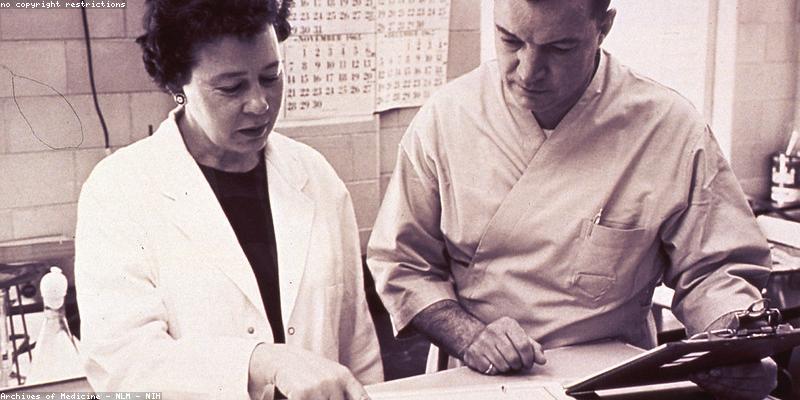 환절기 알레르기 비염, 왜 4월에 심해질까? (주요 원인 분석)