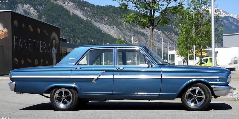 초보자를 위한 폼롤러 선택 가이드: 종류, 재질, 크기 비교