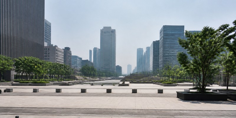 습한 더위와 해안 파도