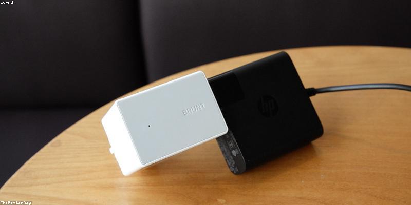 2. 꿀팁 1: 안 쓰는 플러그 뽑기보다 쉬운 대기전력 차단 스마트 멀티탭 활용